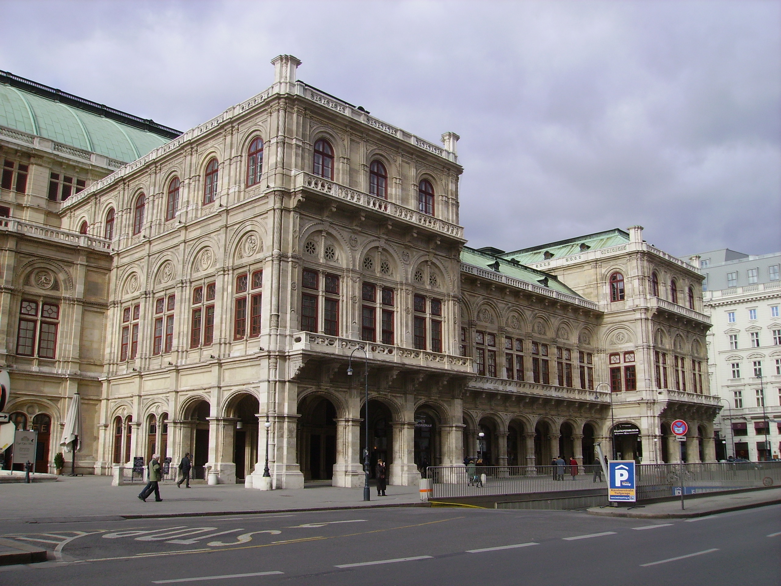 No, a tak je to tam všude